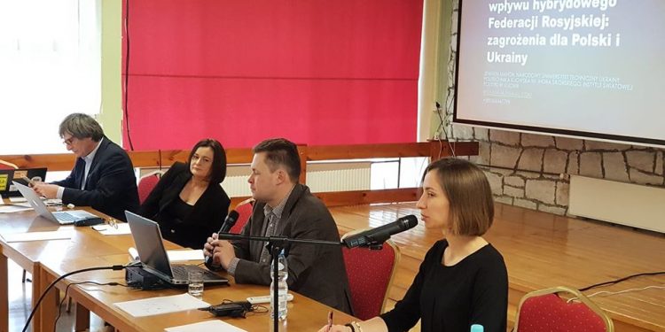 Польські та українські журналісти вимагають, щоб Бородянський не вводив кримінальну відповідальність для представників ЗМІ