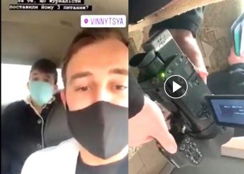 У Вінниці поліцейські цілий день допитували журналістів-розслідувачів