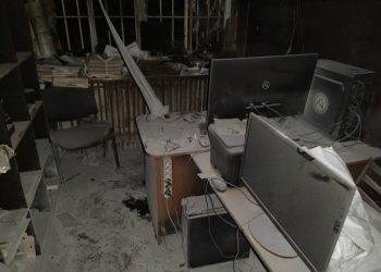 В редакцію видання на Одещині кинули «коктейль Молотова»