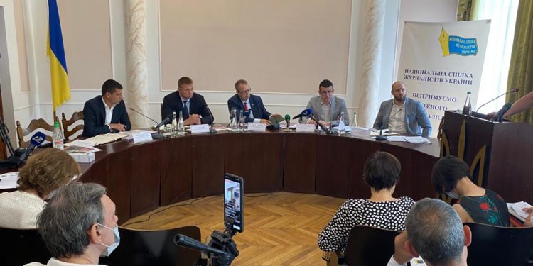 «Питання надзвичайної ваги»: Високопосадовці МВС та Нацполіції обговорили проблеми безпеки журналістів в Одесі