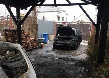 Поліція перекваліфікувала справу про підпал авто журналіста в Ужгороді.